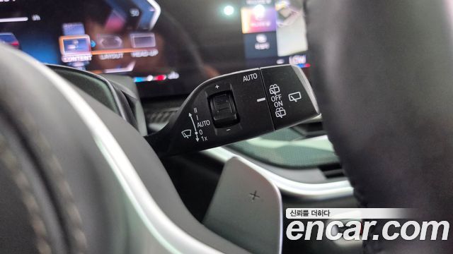 BMW X7 2025 — photo 28