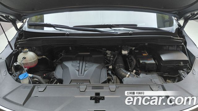 Kia Canival 2023 — photo 6