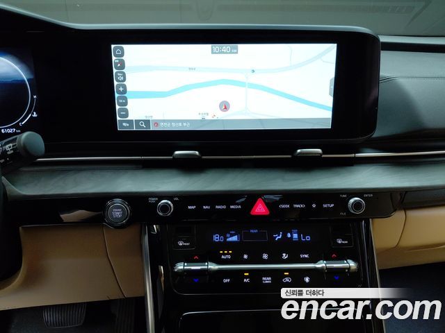 Kia Canival 2023 — photo 19