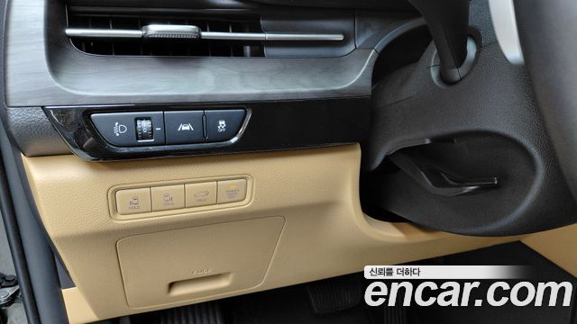 Kia Canival 2023 — photo 27