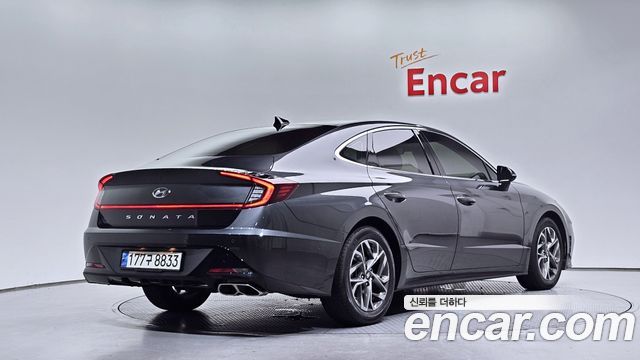 Hyundai Sonata 2022 — photo 2