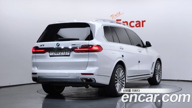 BMW X7 2020 — photo 2