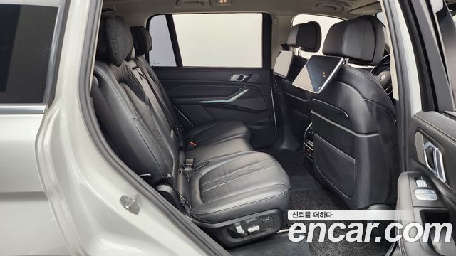 BMW X7 2020 — photo 11