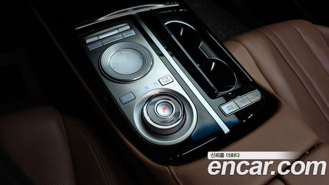 Genesis G80 2022 — photo 12
