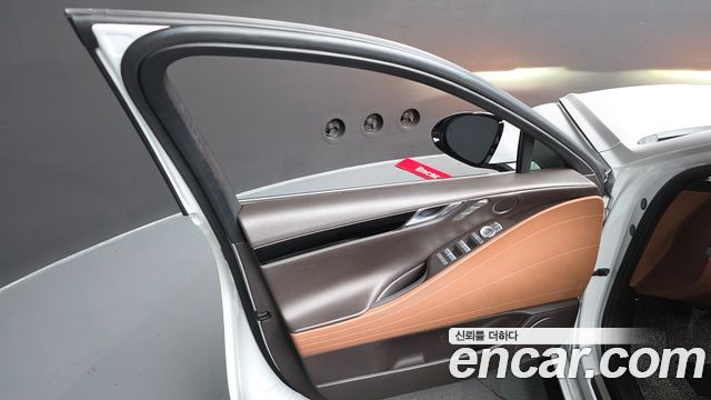 Genesis G80 2022 — photo 14