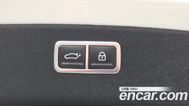 Genesis G80 2022 — photo 27