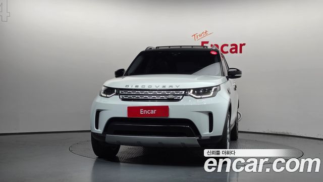 Land Rover Discovery 2018 — photo 3