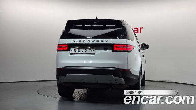 Land Rover Discovery 2018 — photo 4