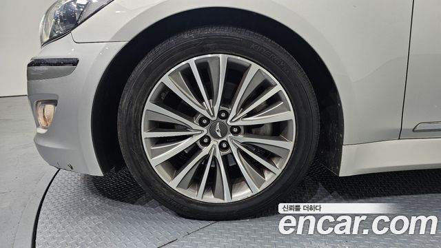 Hyundai Genesis 2013 — photo 5
