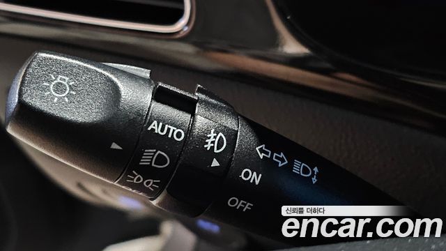 Hyundai Genesis 2013 — photo 17