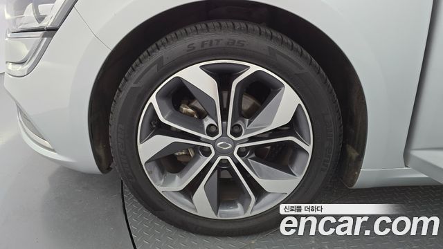 Renault Korea SM6 2019 — photo 5
