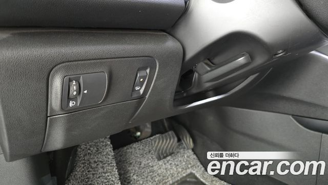 Renault Korea SM6 2019 — photo 17