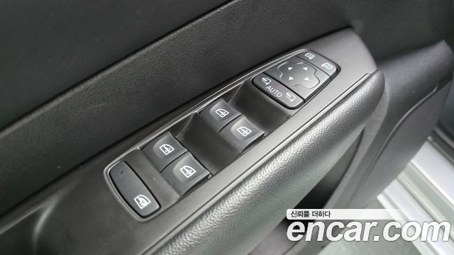 Renault Korea SM6 2019 — photo 20