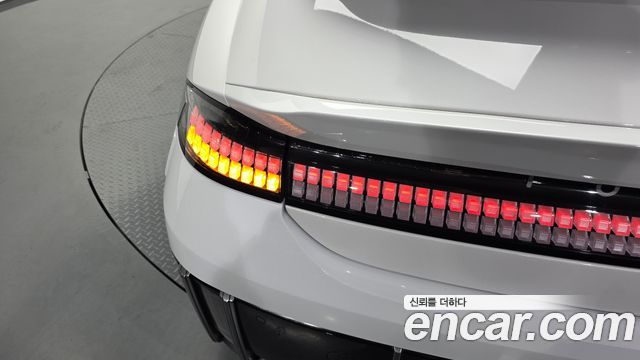 Hyundai Ioniq6 2023 — photo 9