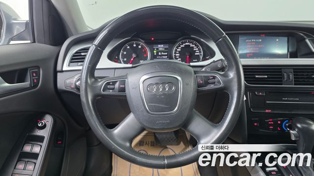 Audi A4 2011 — photo 13