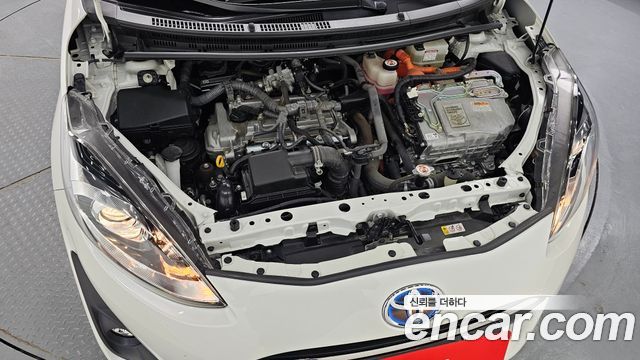 Toyota Prius 2019 — photo 6