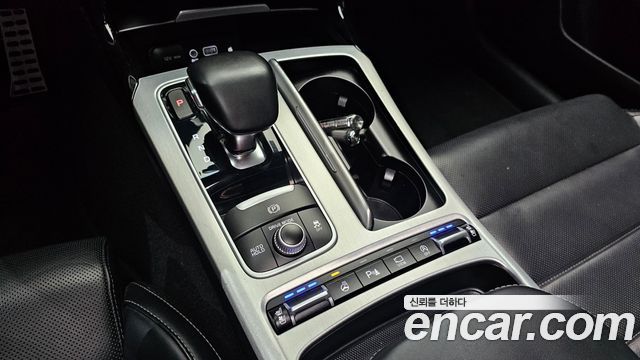 Kia Stinger 2018 — photo 12