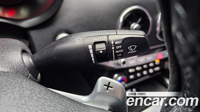 Kia Stinger 2018 — photo 26