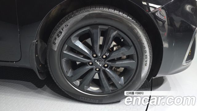 Kia Canival 2017 — photo 7