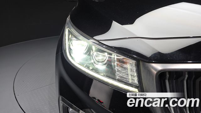 Kia Canival 2017 — photo 8