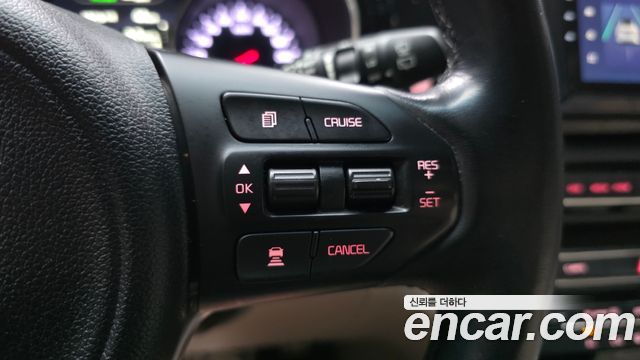 Kia Canival 2017 — photo 30