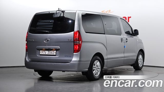 Hyundai Starex 2021 — photo 2