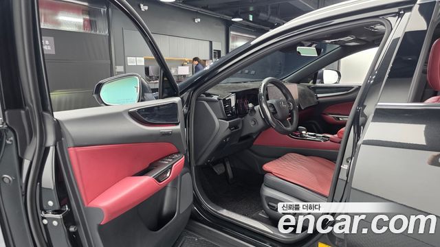 Lexus NX 2025 — photo 13