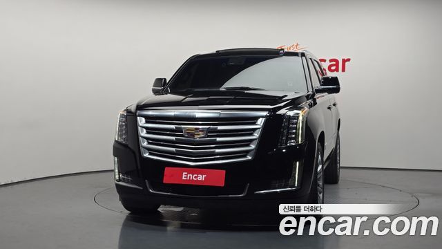 Cadillac Escalade 2019 — photo 3