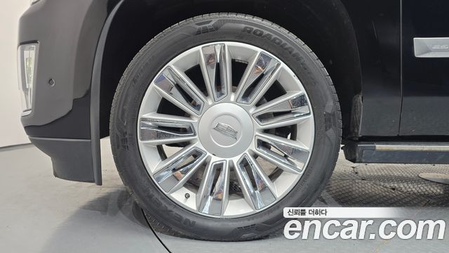Cadillac Escalade 2019 — photo 5