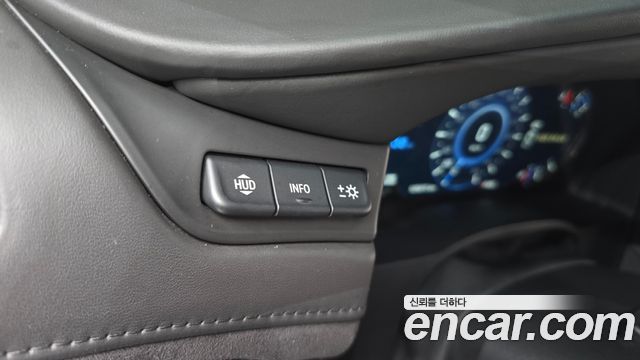 Cadillac Escalade 2019 — photo 16