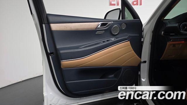Genesis GV80 2021 — photo 14