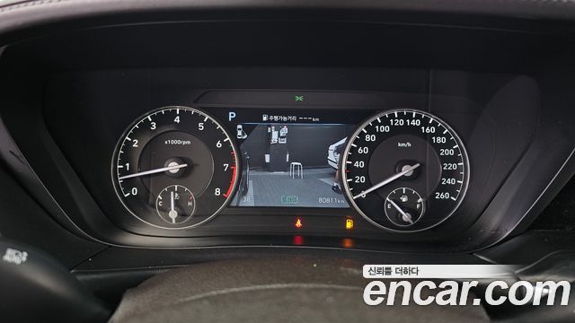 Genesis G90 2019 — photo 8
