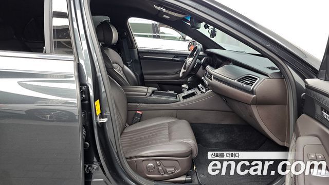 Genesis G90 2019 — photo 11
