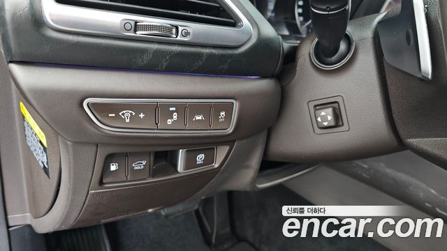 Genesis G90 2019 — photo 16