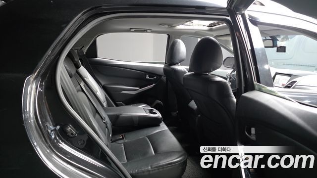 KG Mobility KORANDO 2015 — photo 11