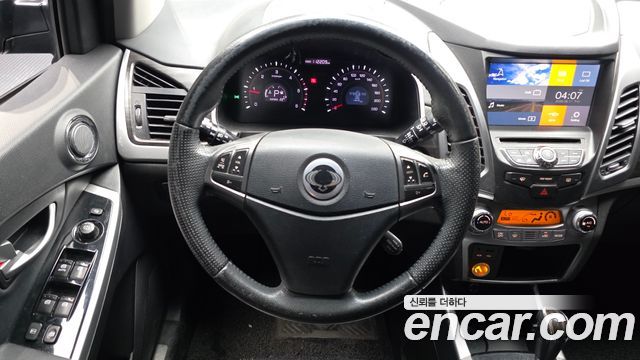 KG Mobility KORANDO 2015 — photo 13