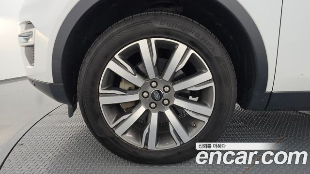 Land Rover Discovery Sport 2017 — photo 5