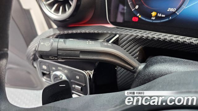 Mercedes-Benz A-Class 2020 — photo 25