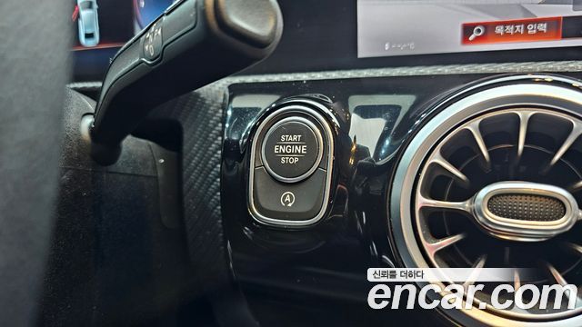 Mercedes-Benz A-Class 2020 — photo 27