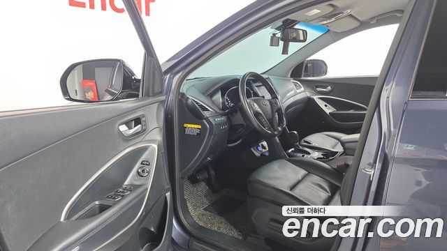 Hyundai Santafe 2016 — photo 11