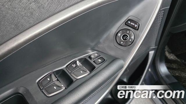 Hyundai Santafe 2016 — photo 12