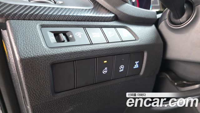 Hyundai Santafe 2016 — photo 13