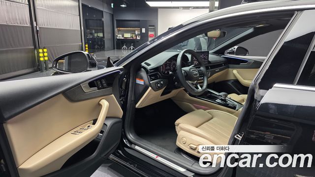 Audi A5 2023 — photo 13
