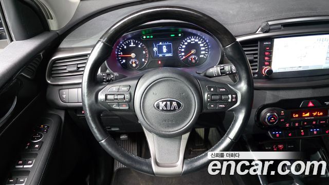 Kia Sorento 2016 — photo 20