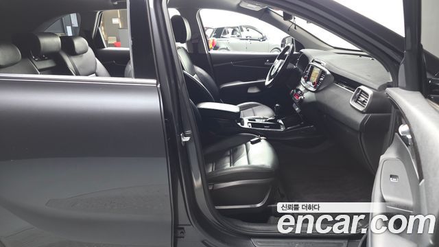 Kia Sorento 2016 — photo 16