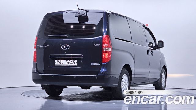 Hyundai Starex 2021 — photo 2