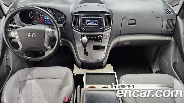 Hyundai Starex 2021 — photo 10