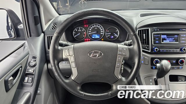 Hyundai Starex 2021 — photo 19