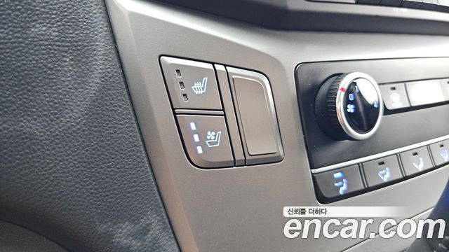 Hyundai Starex 2021 — photo 22