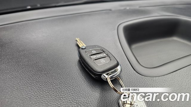 Hyundai Starex 2021 — photo 29